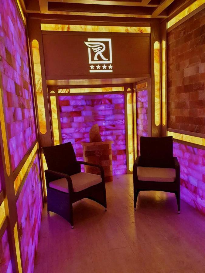 Rusel Hotel Baku Bagian luar foto