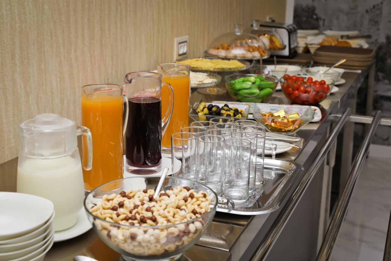 Rusel Hotel Baku Bagian luar foto