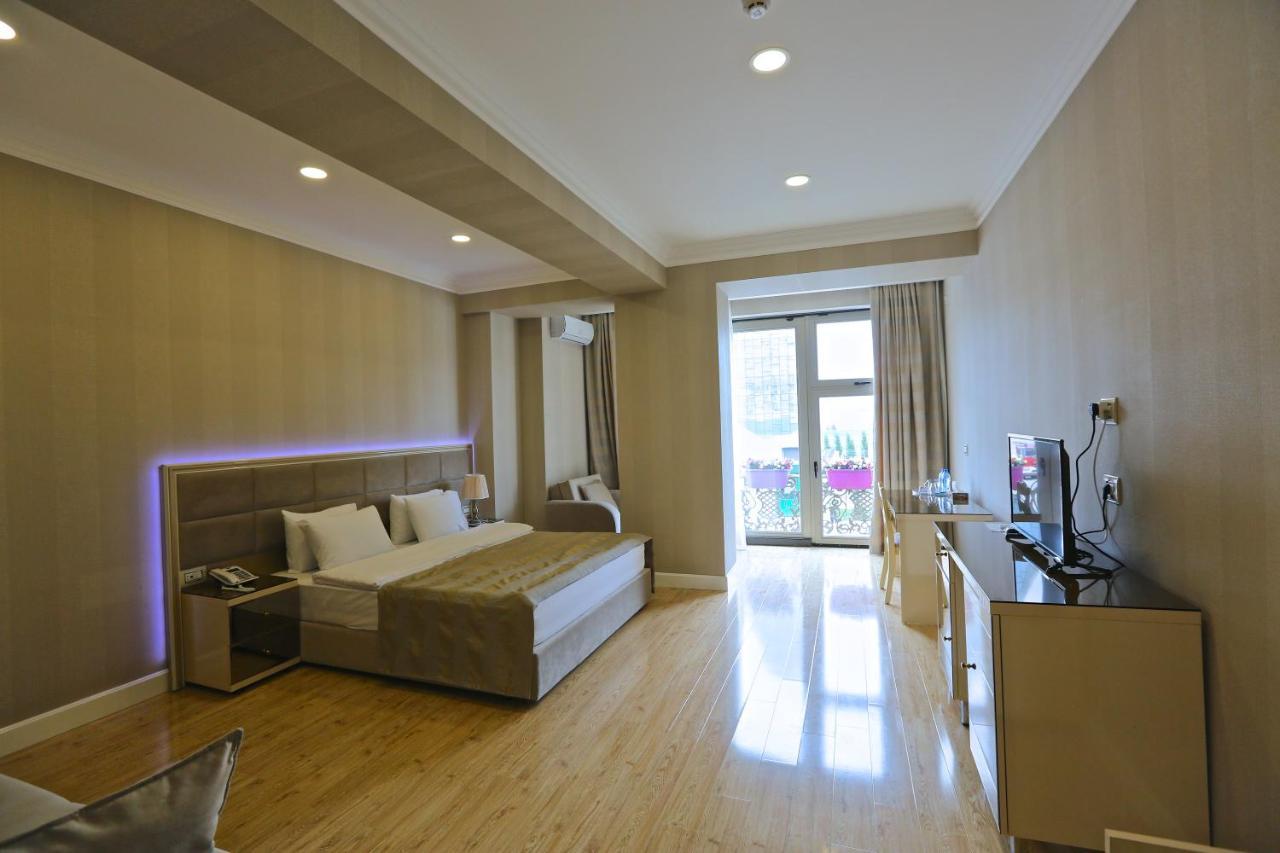 Rusel Hotel Baku Bagian luar foto