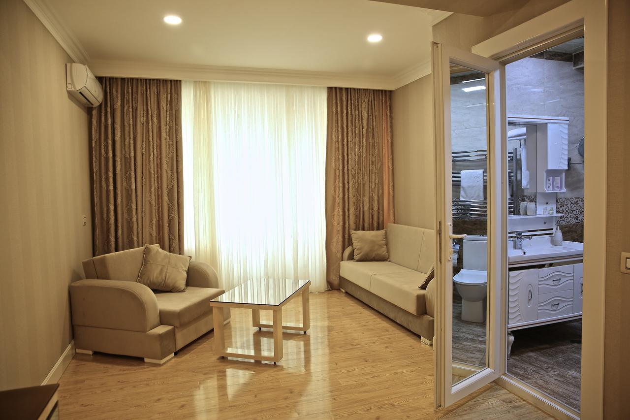 Rusel Hotel Baku Bagian luar foto