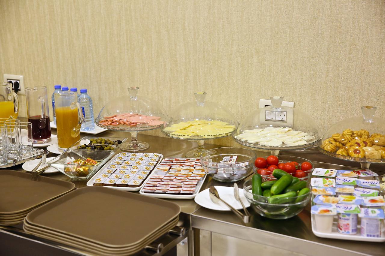 Rusel Hotel Baku Bagian luar foto
