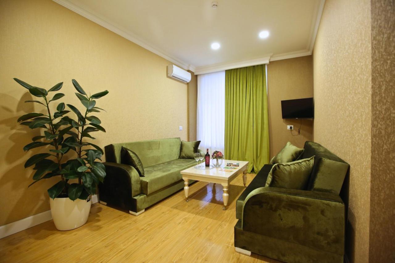 Rusel Hotel Baku Bagian luar foto