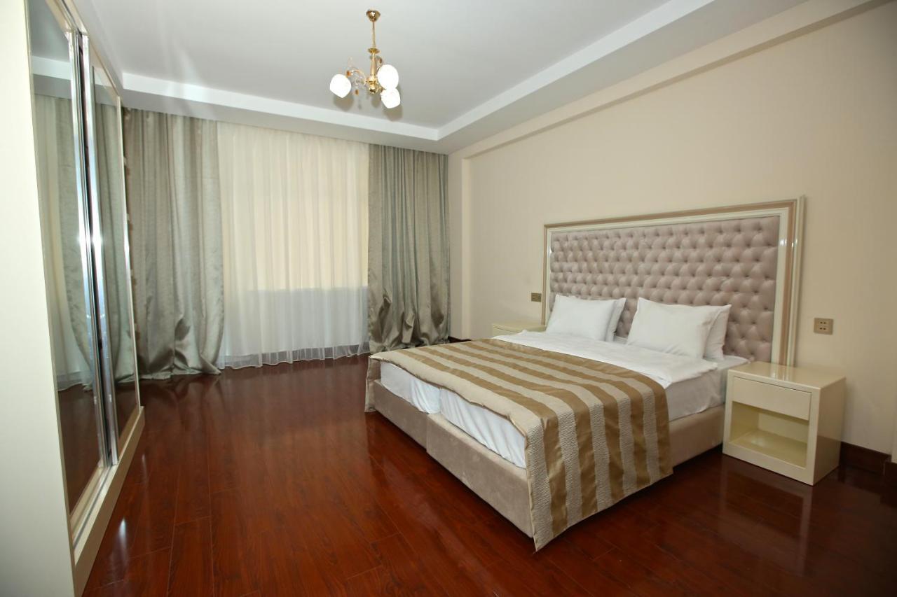 Rusel Hotel Baku Bagian luar foto
