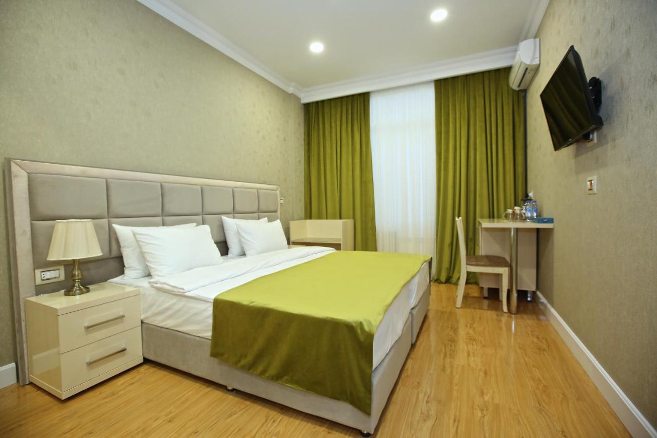 Rusel Hotel Baku Bagian luar foto